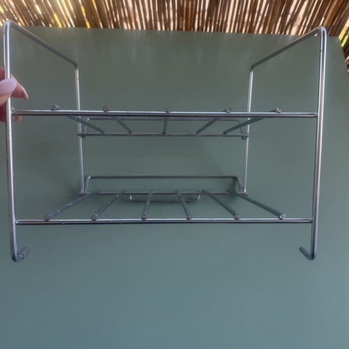 Metal shelf rack