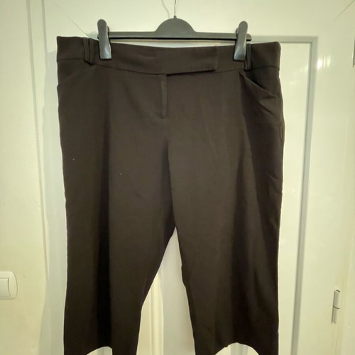 Inspire 3/4 length dress trousers used, size UK 18/EU 46