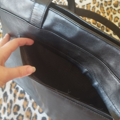 Black shoulder bag made of faux leather, like new