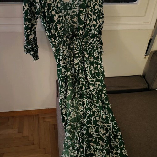 Celestino floral tunic green new with white flowers