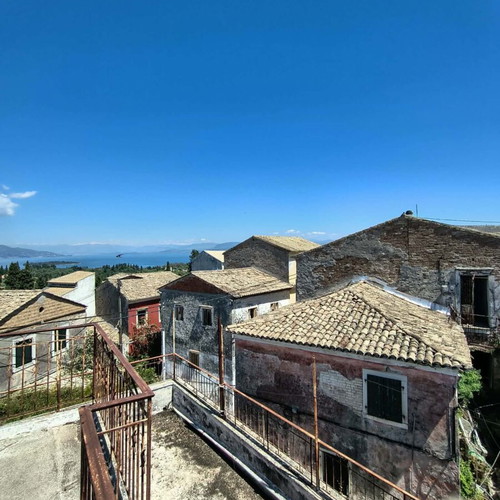 Detached house 100 sqm near Corfu town with sea view