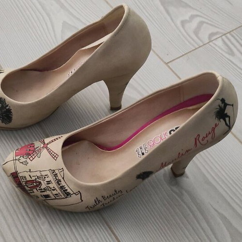 Dogo Moulin Rouge pumps used, size 39