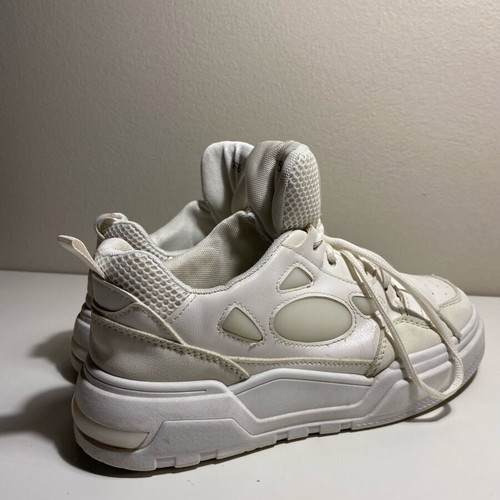 Sneakers white size 39 used