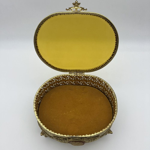 Vintage 1960s/70s Gold Plated Jewellery Box used with Cameo decoration