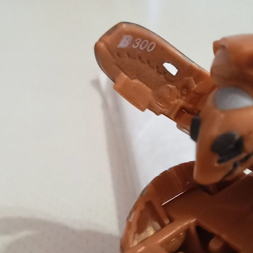 Bakugan Aurelus B300 figure like new