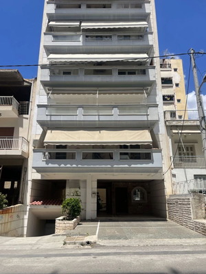 Διαμέρισμα 95 τ.μ. με 2 υπνοδωμάτια, κλειστό parking και θέα σε δάσος στη Νίκαια
