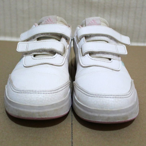 Girls' Adidas athletic shoes used, size 35, white