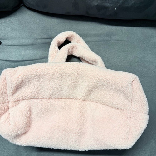 Pink by Victoria Secret shoulder bag new, pink sherpa