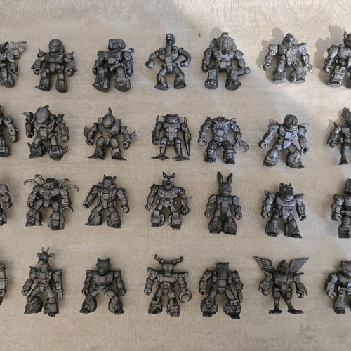 Teratomachoi figures gray color full set of 28 like new