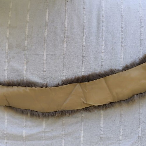 Fur Collar Mink authentic, like new, brown, 90 cm length
