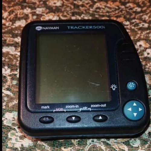Sonar used with 500 points, 20 reversible routes and satellite coverage