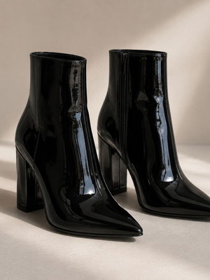 Black patent ankle boots size 36, like new, 10 cm heel