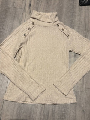 Women's beige turtleneck sweater, size M