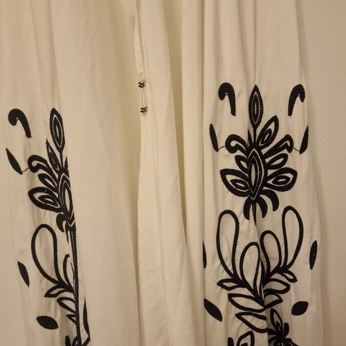 Backless dress with floral pattern like new, black and white, size S