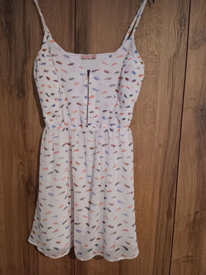 Bershka white dress with colorful feather patterns, used, size L