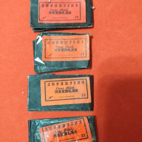 Needles No 22 and No 24 new, pack of 90 pieces