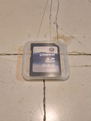 Kingston SD Card 4GB like new
