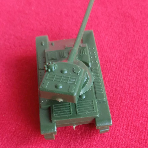 Tank miniature collectible vintage 1970 like new, plastic