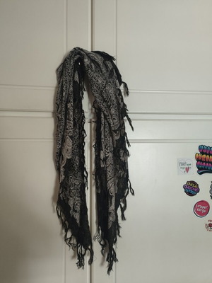 Scarf black and white like new, square with fringes