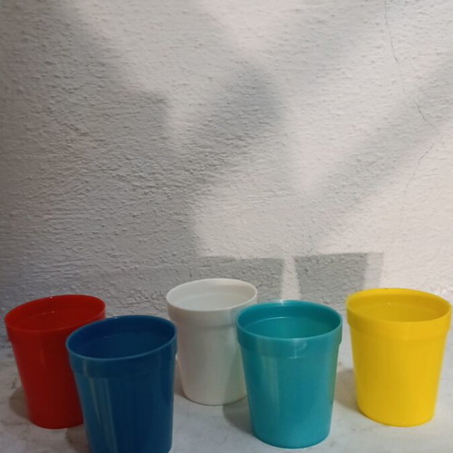 Set of plastic cups new