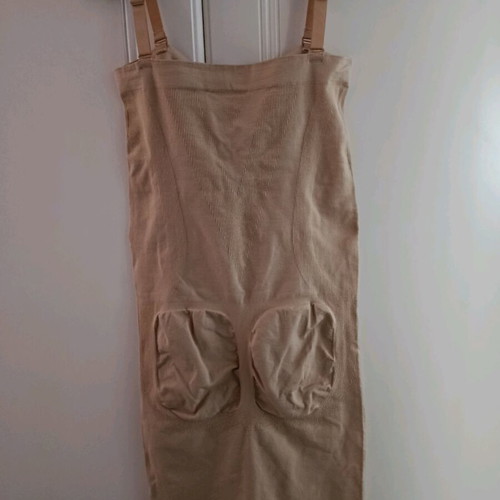 Shein corset size M new, beige with detachable straps