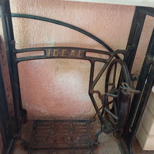 Ideal sewing machine stand with marble top like new