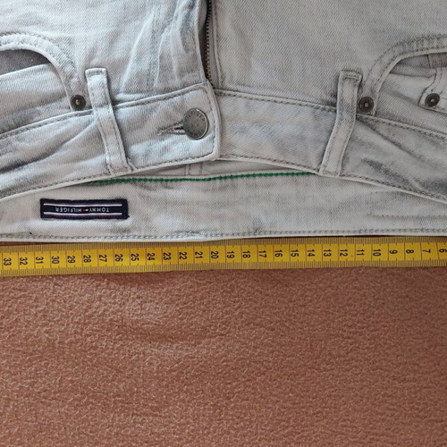 Tommy Hilfiger women's jeans like new
