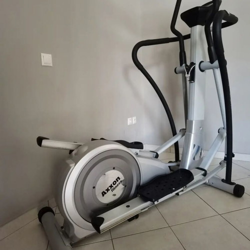 Axxon fitness elliptical machine like new professional use