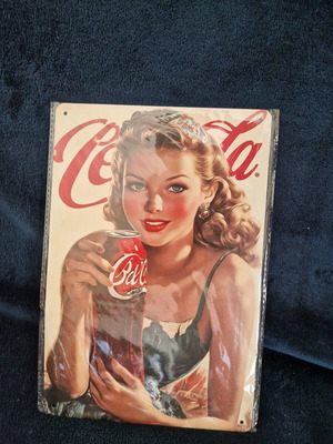 Μεταλλικός δίσκος Coca Cola καινούργιος 20x30