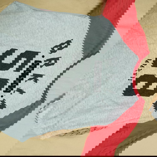 Μπλουζάκι κορίτσι σε καλή κατάσταση μέγεθος 92 cm