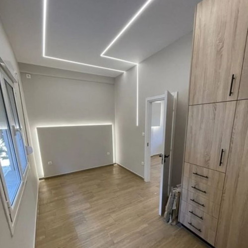Apartment 50 sqm elevated ground floor with yard in Nikaia