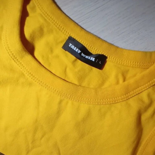 Top yellow size L new