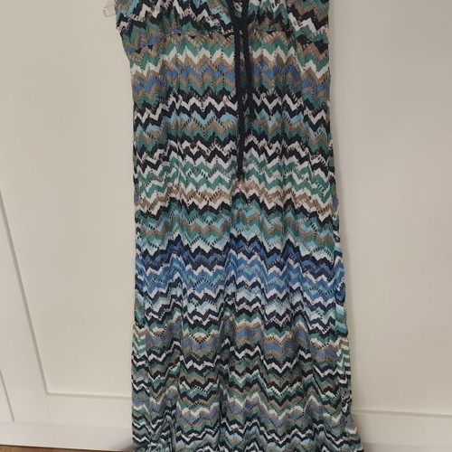 Women's maxi dress new with zigzag geometric pattern, size S