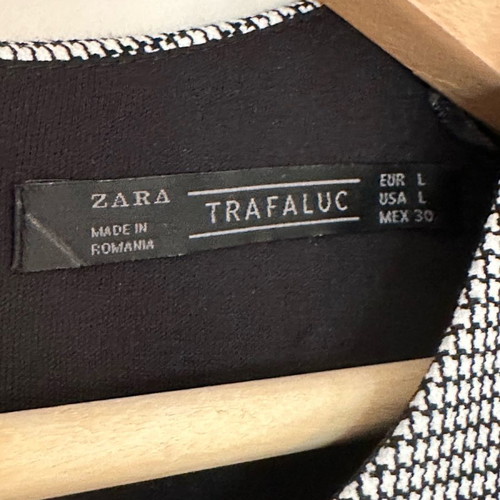 Zara skort one-piece used, size L, houndstooth pattern