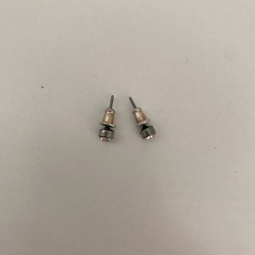 Zircon earrings used, faux silver from Accessorize