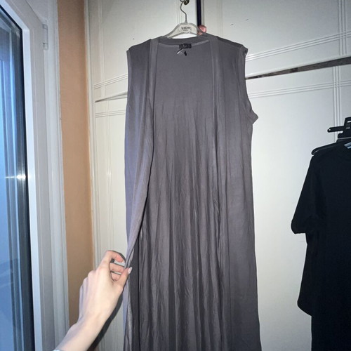 Long sleeveless vest taupe by ROMA new XL/XXL