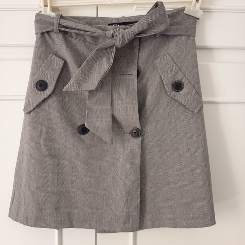 Zara checked mini skirt like new, grey