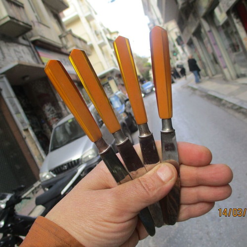 Collectible American knives like new, pack