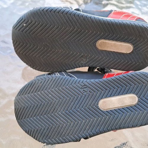 KRAX sandals used for boy size 21