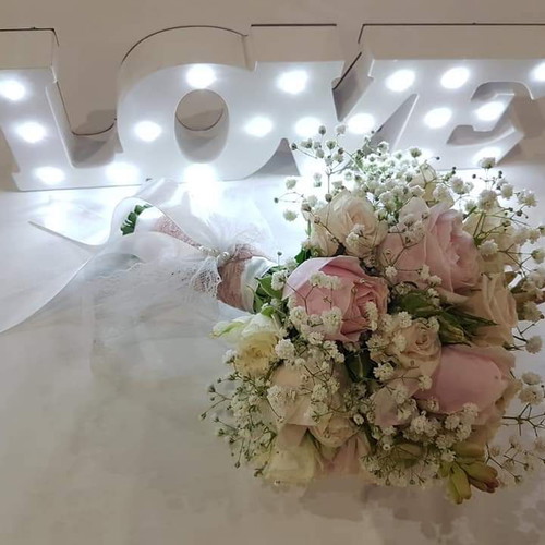 LOVE led like new