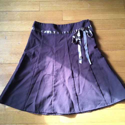 Brown skirt with bow new, A-line size M
