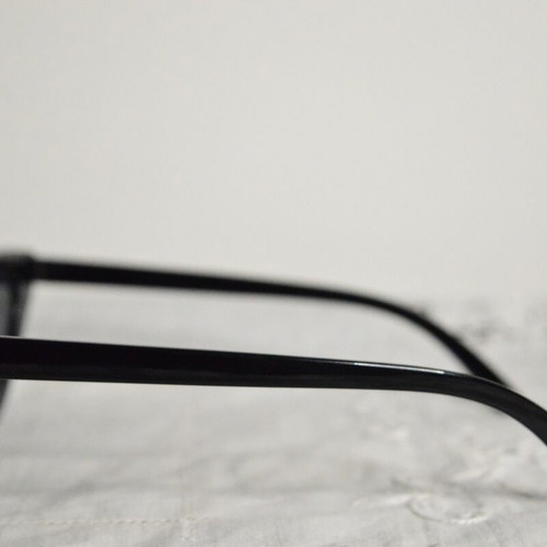 Butterfly sunglasses black like new