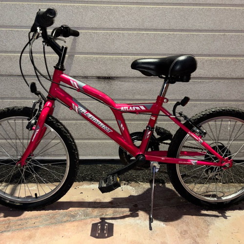 Atlas Clermont Kids Bicycle 6 Speed Like New