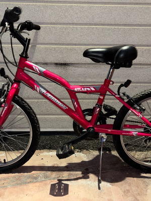 Atlas Clermont Kids Bicycle 6 Speed Like New
