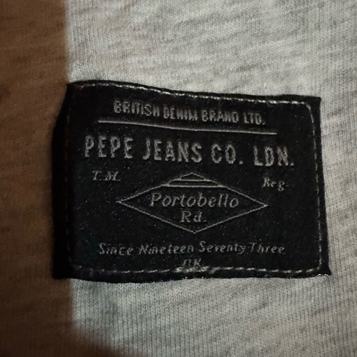 Pepe Jeans T-shirt gray size large like new
