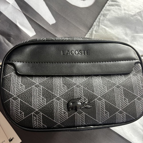 Lacoste τσαντάκι σαν καινούργιο, μαύρο