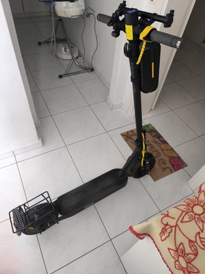 Xiaomi Elite 400W Electric Scooter like new, 45km range
