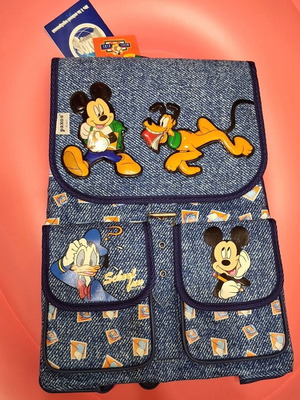 Paxos vintage schoolbag with Disney characters