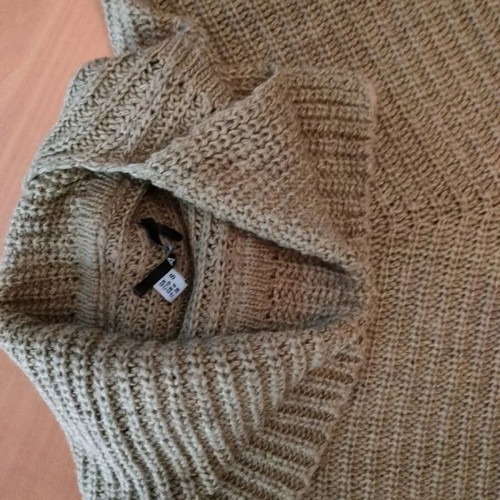 Women’s poncho style blouse used, olive color, long sweater