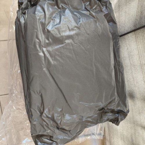 Car hood waterproof with color protection and zipper opening